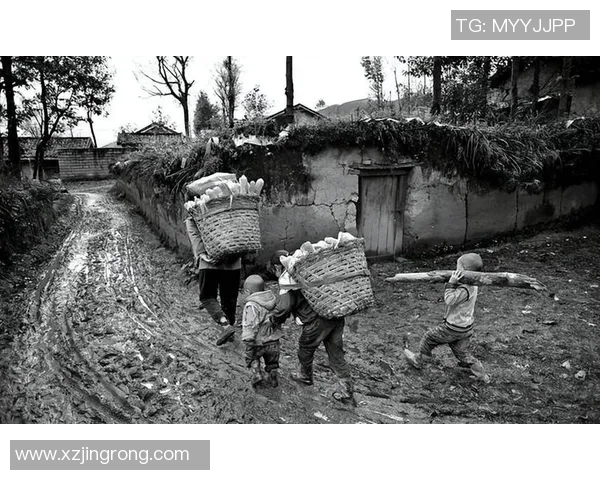 足球明星挑战极限生活竟然啃树皮视频引发网友热议与讨论