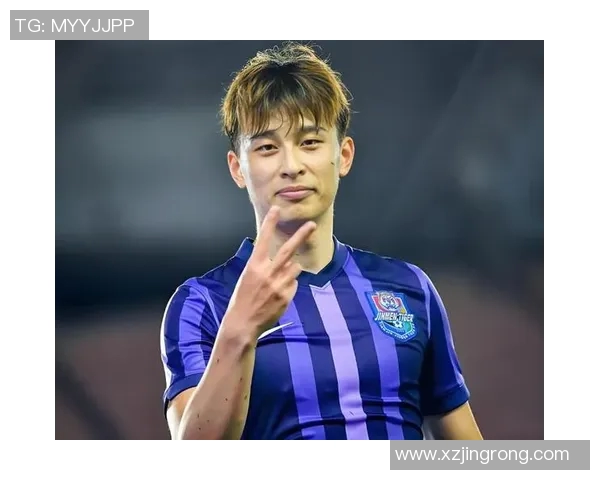 高颧骨足球明星的魅力与成就背后故事揭秘 高颧骨足球明星的魅力与成就背后故事揭秘